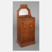 Kleiner Pfeilerschrank111