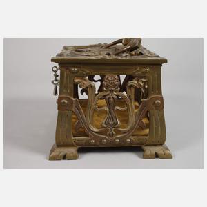 Durchbrochen gearbeitete Deckeldose Messing