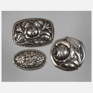 Martin Mayer, drei Broschen