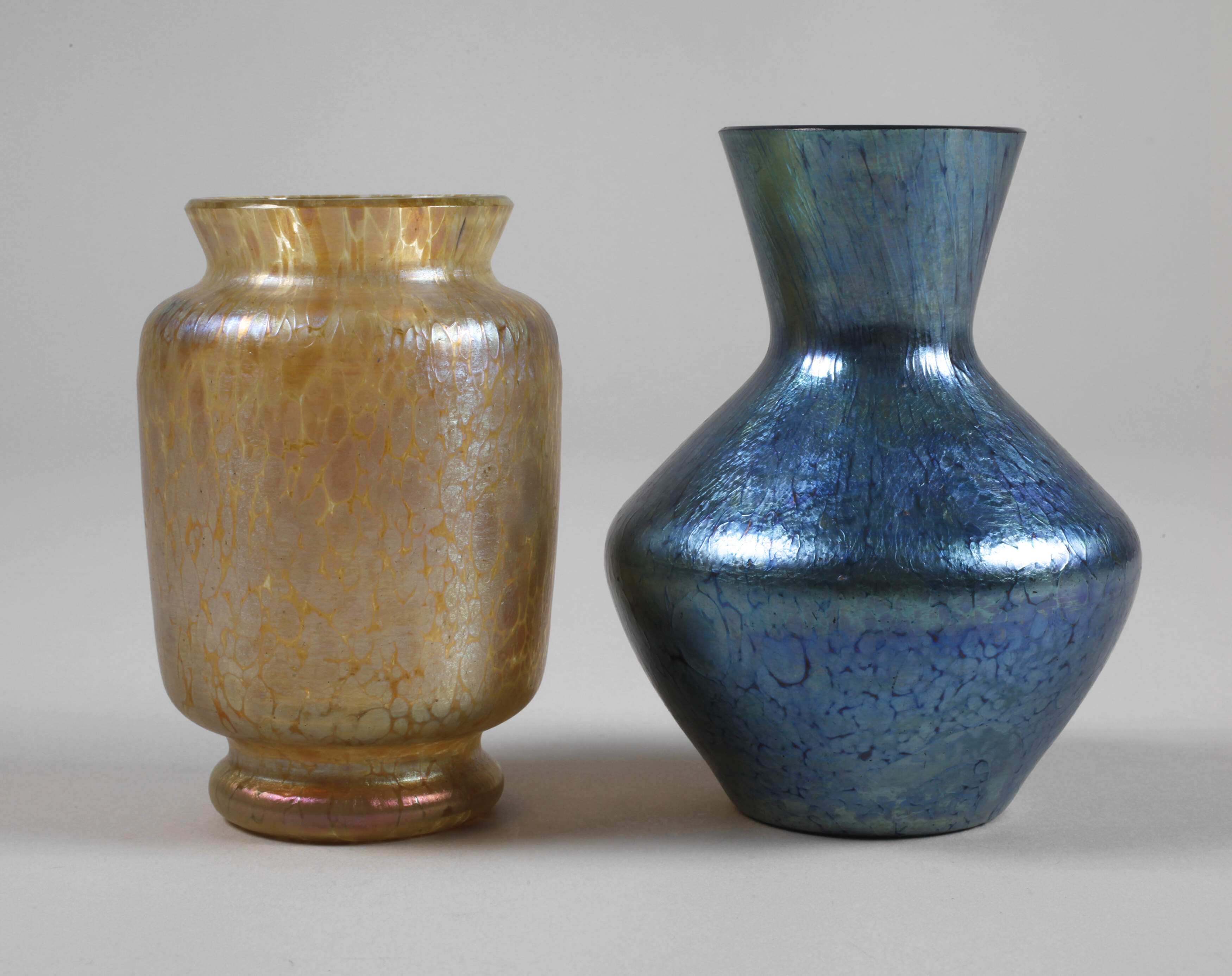 Zwei kleine Jugendstilvasen