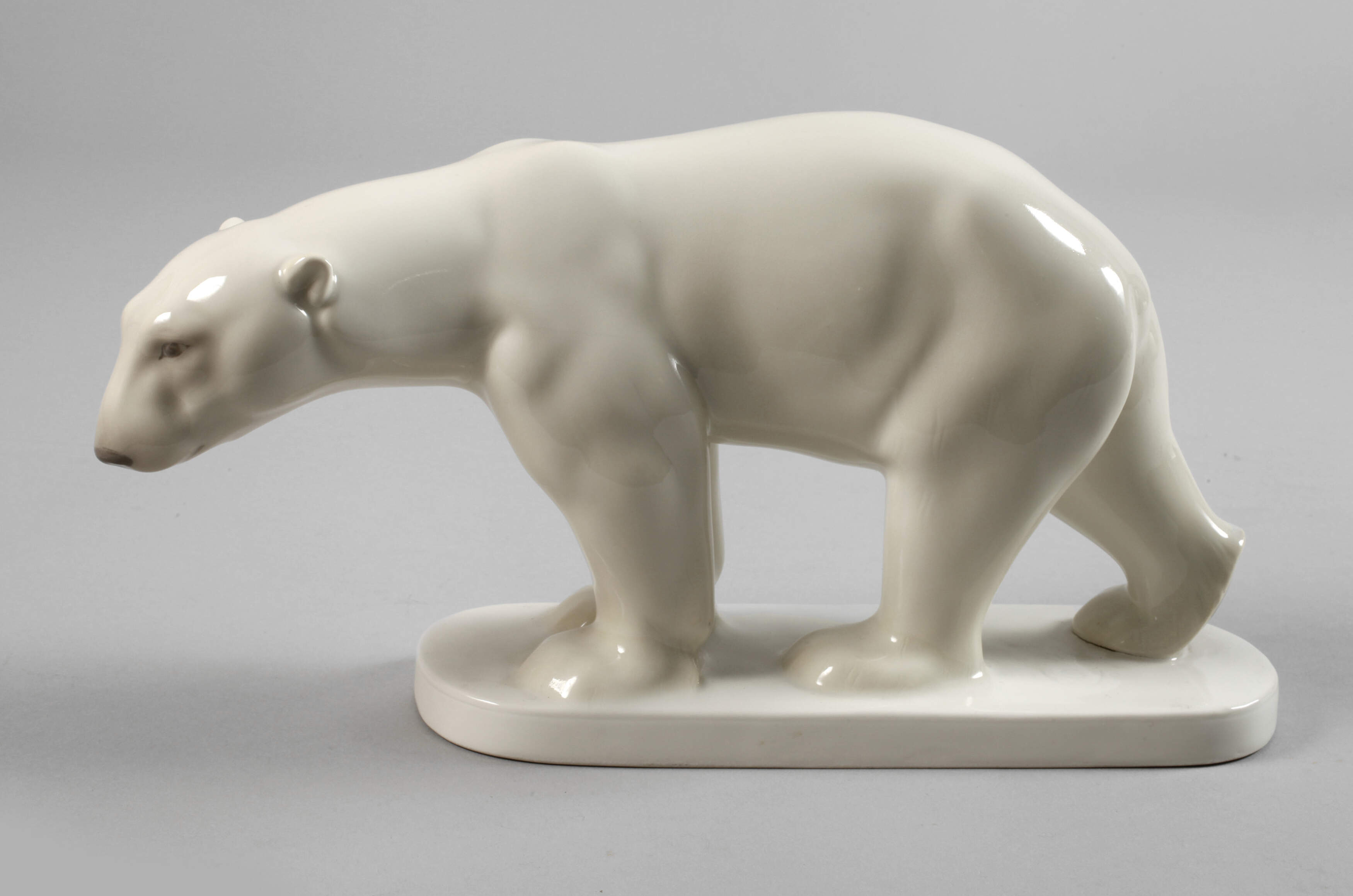 KPM Berlin "Schreitender Eisbär"