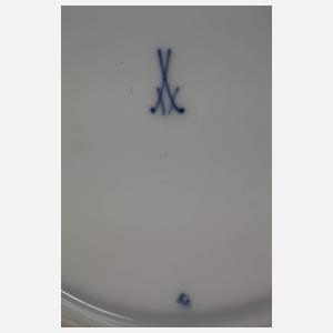Meissen Teller aus dem "Flügelmuster-Service“