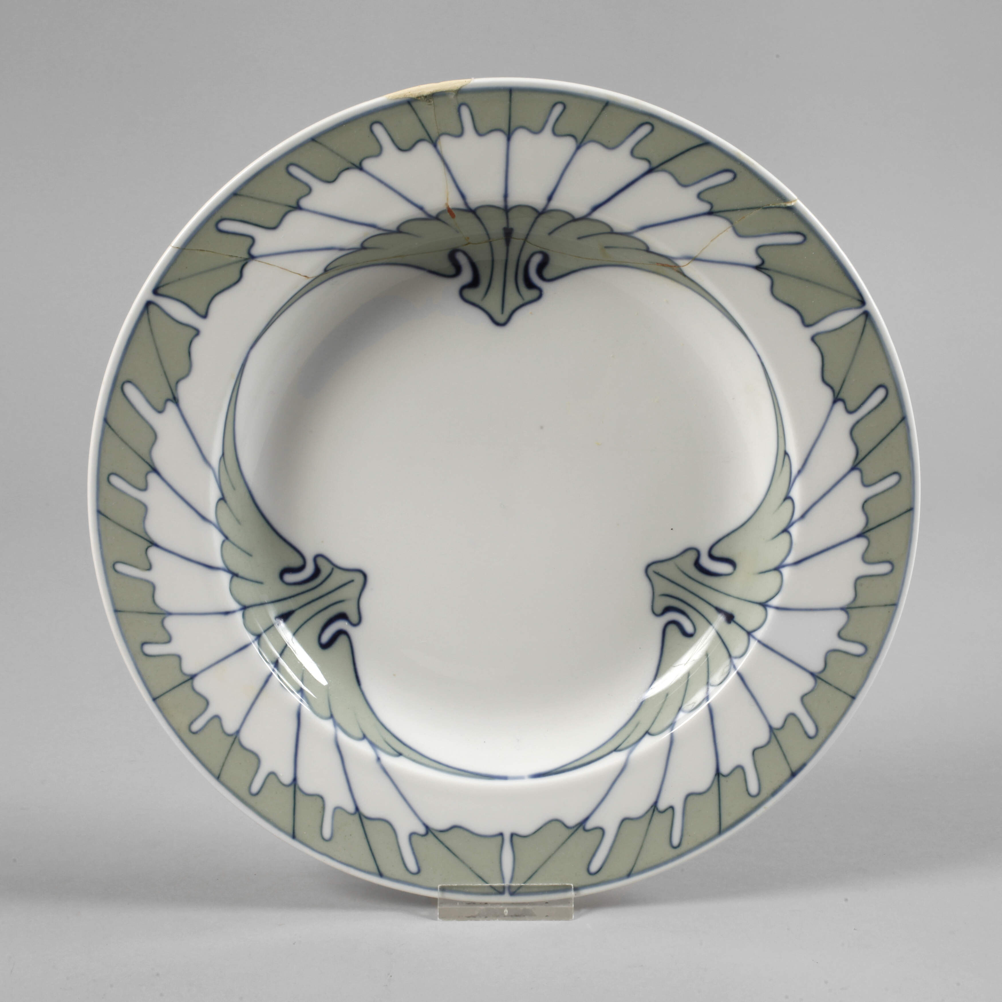 Meissen Teller aus dem "Flügelmuster-Service“