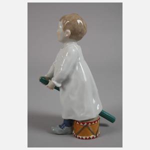 Meissen ”Kind, auf einem Stecken reitend”