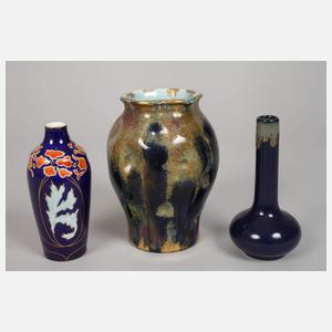 Fünf kleine Vasen Jugendstil