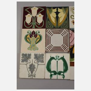 Zwölf Fliesen Jugendstil