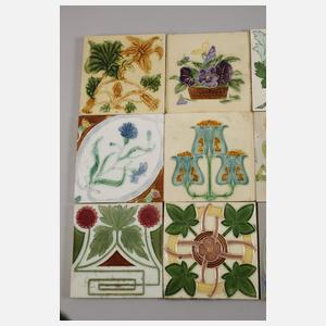 Zwölf Fliesen Jugendstil