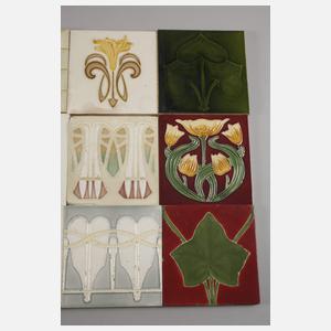 Zwölf Fliesen Jugendstil