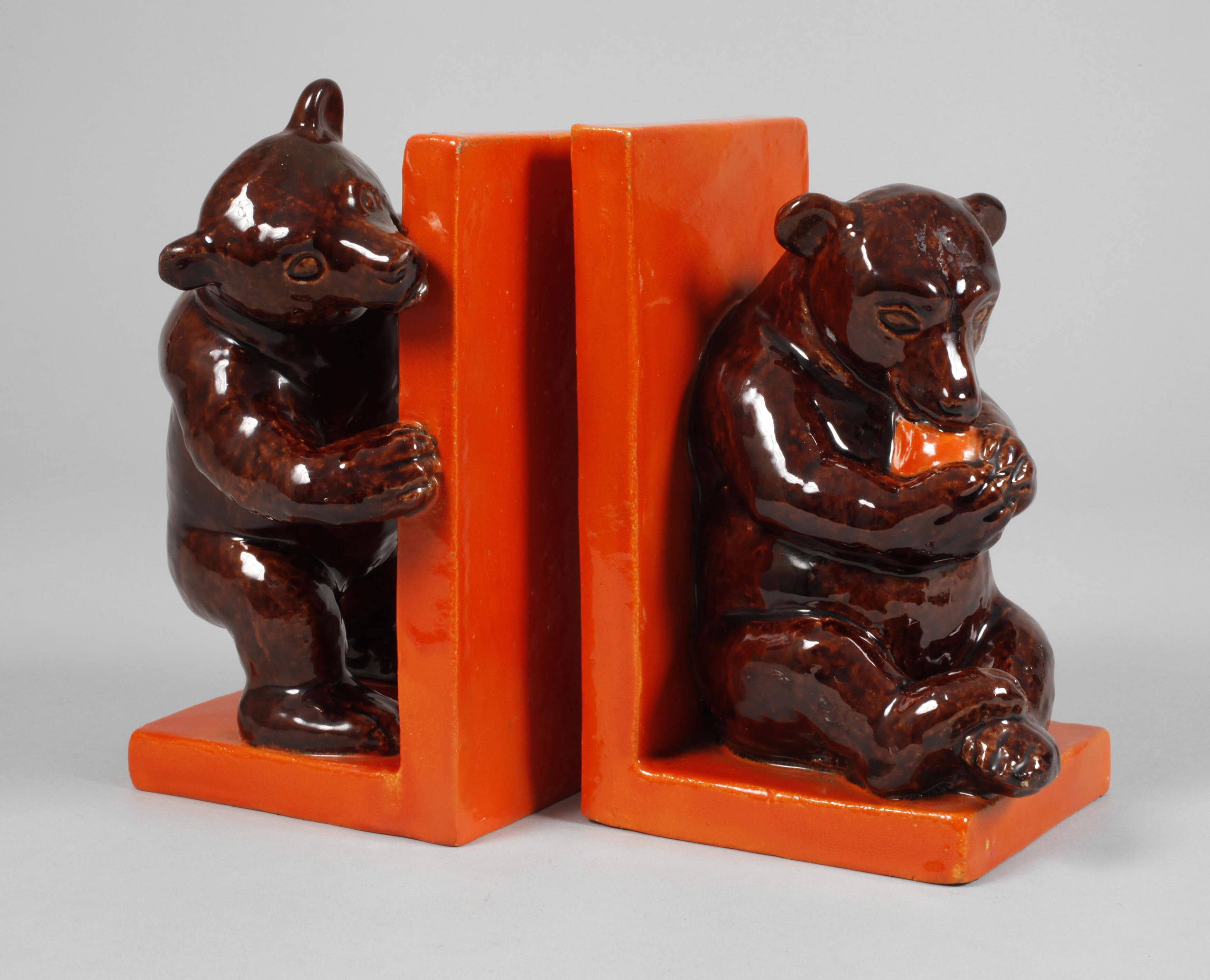 Wienerberger Paar Buchstützen mit Braunbären