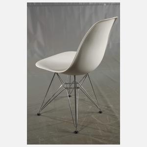 Drei DSR Stühle Charles & Ray Eames