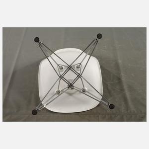 Drei DSR Stühle Charles & Ray Eames