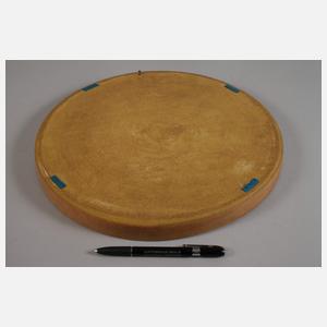 Zwei figürliche Keramikwandteller