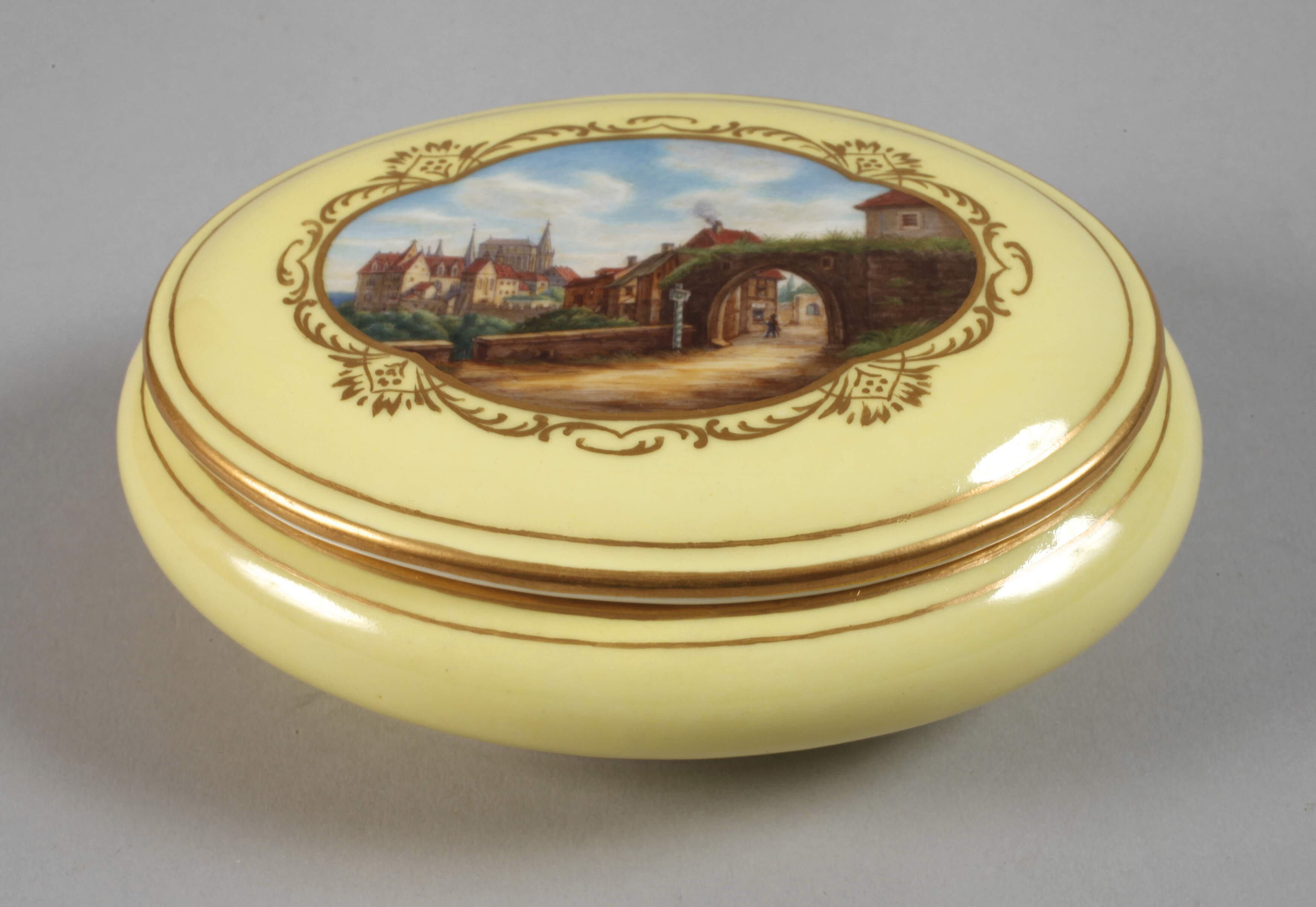Meissen Deckeldose Ansicht Meißen