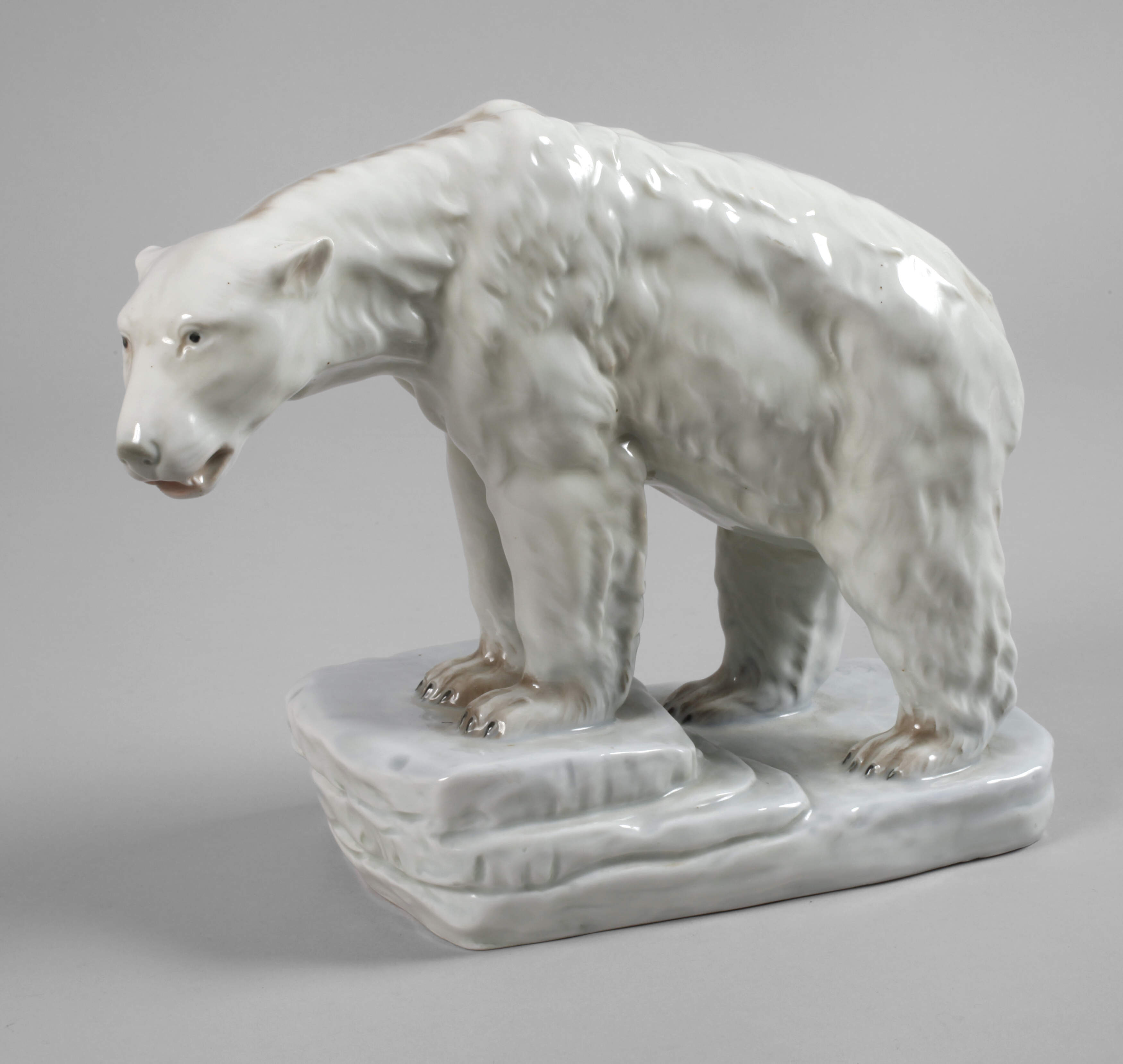 Fraureuth "Eisbär auf Eisscholle"