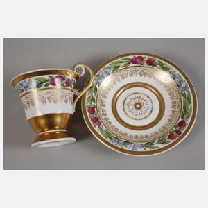 KPM Berlin Prunktasse Blumenkranzdekor