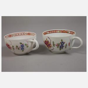 Meissen zwei Tassen und Unterschale Kakiemondekor