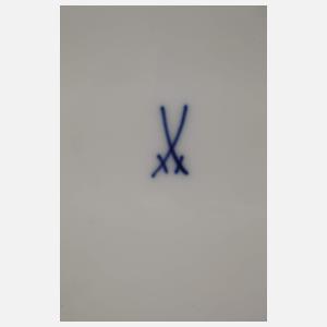 Meissen sechs Tassen und zwei Platten "X-Form"