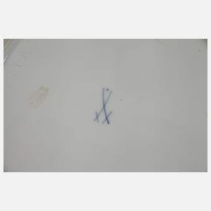 Meissen Prunkteller "Vergissmeinnichtkranz"