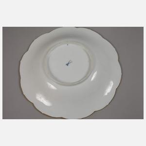 Meissen Prunkschale Streublümchendekor