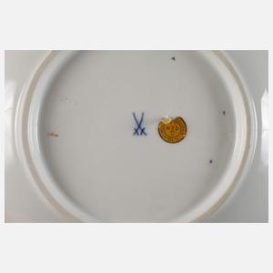 Meissen Prunkschale Streublümchendekor