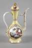 Meissen ungewöhnliche Prunkkanne Figurenmalerei