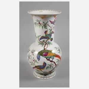 Nymphenburg große Balustervase Vogelmalerei