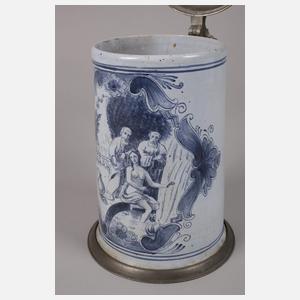 Fayencewalzenkrug mit Susanna im Bade