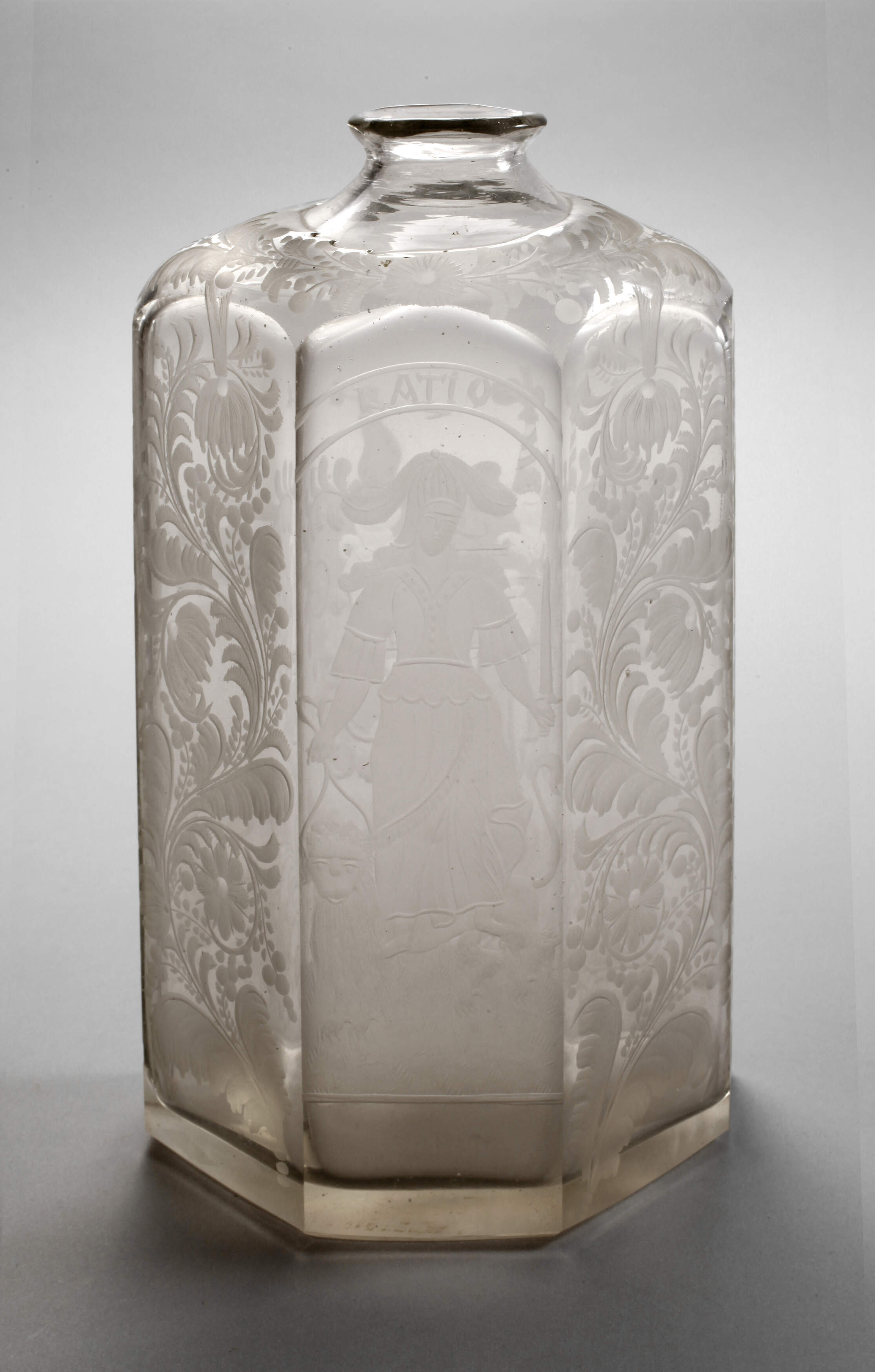 Feine Barockflasche "Ratio"