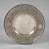 Großer Silberteller aus Adelsbesitz