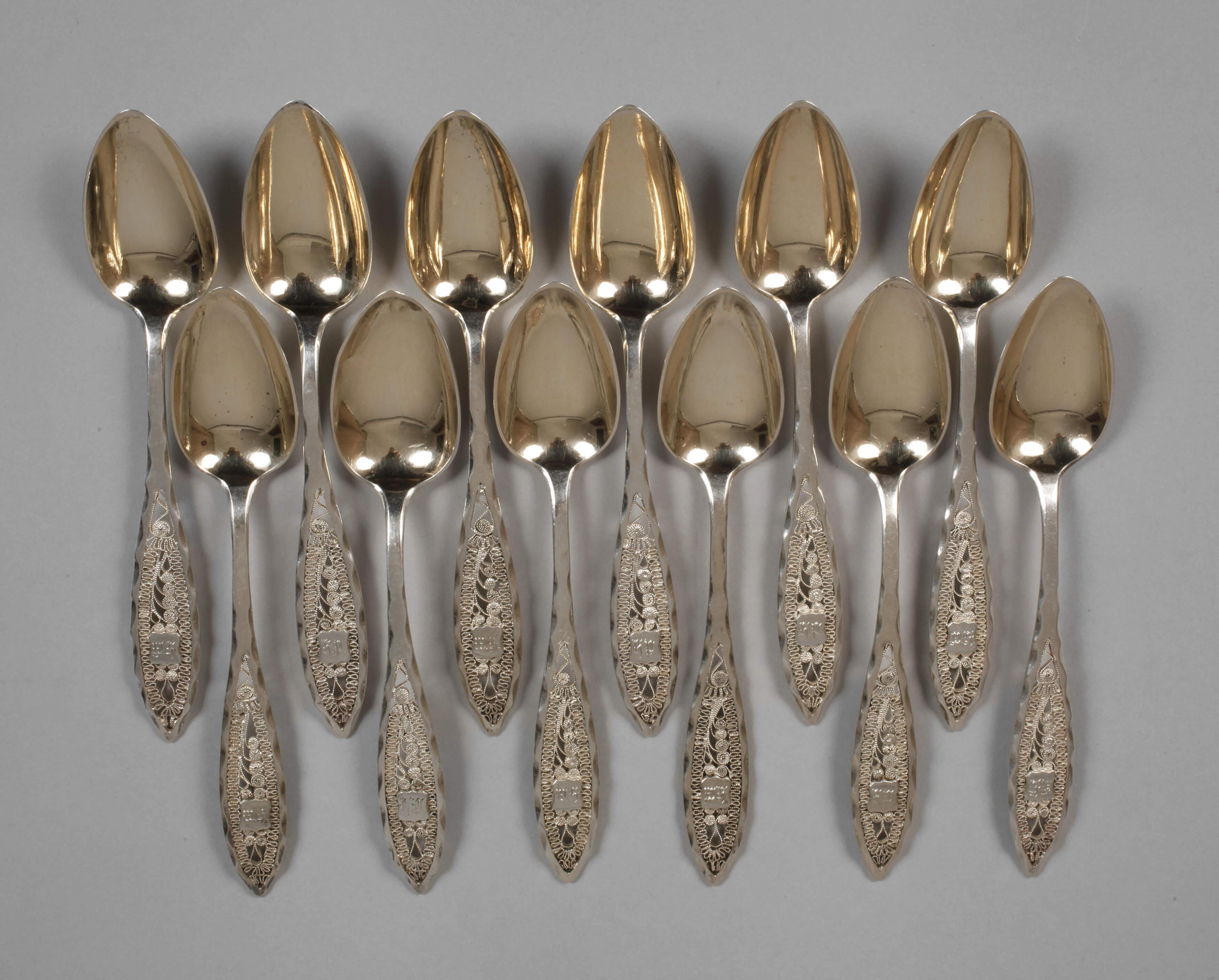 Zwölf Kaffeelöffel Silber Filigranarbeit