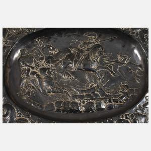 Prunkwandteller mit Schlachtenszene