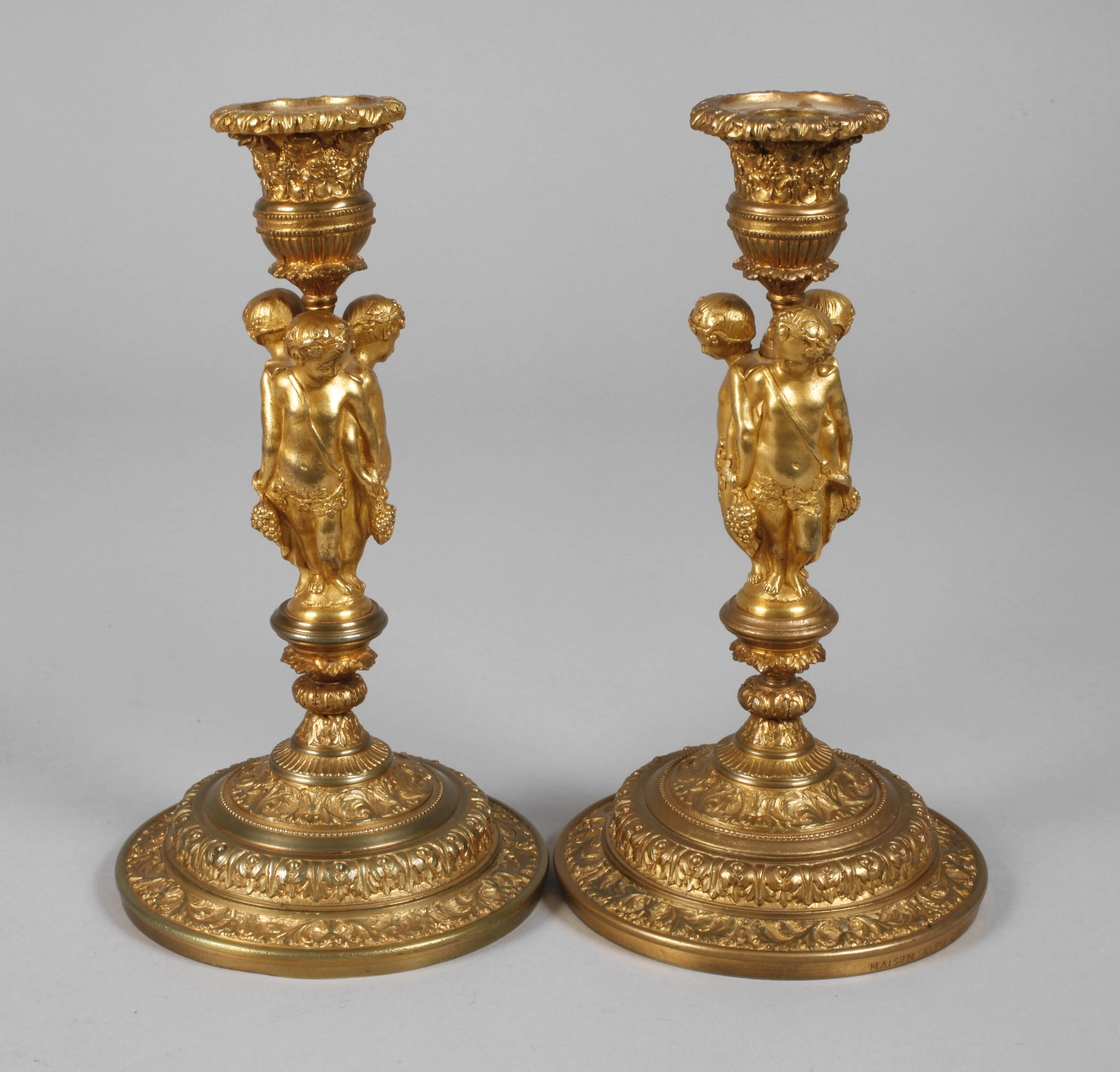 Paar figürliche Bronzeleuchter