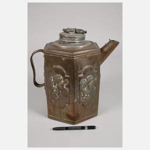 Große barocke Erntekanne