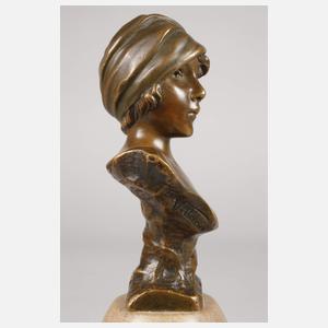 Emanuel Villanis, Büste "Moé"