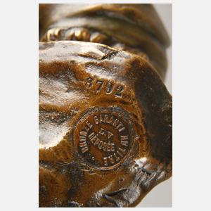 Emanuel Villanis, Büste "Moé"