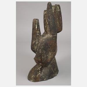 Brutalistische Skulptur einer Hand