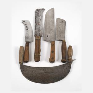 Fünf historische Küchenbeile