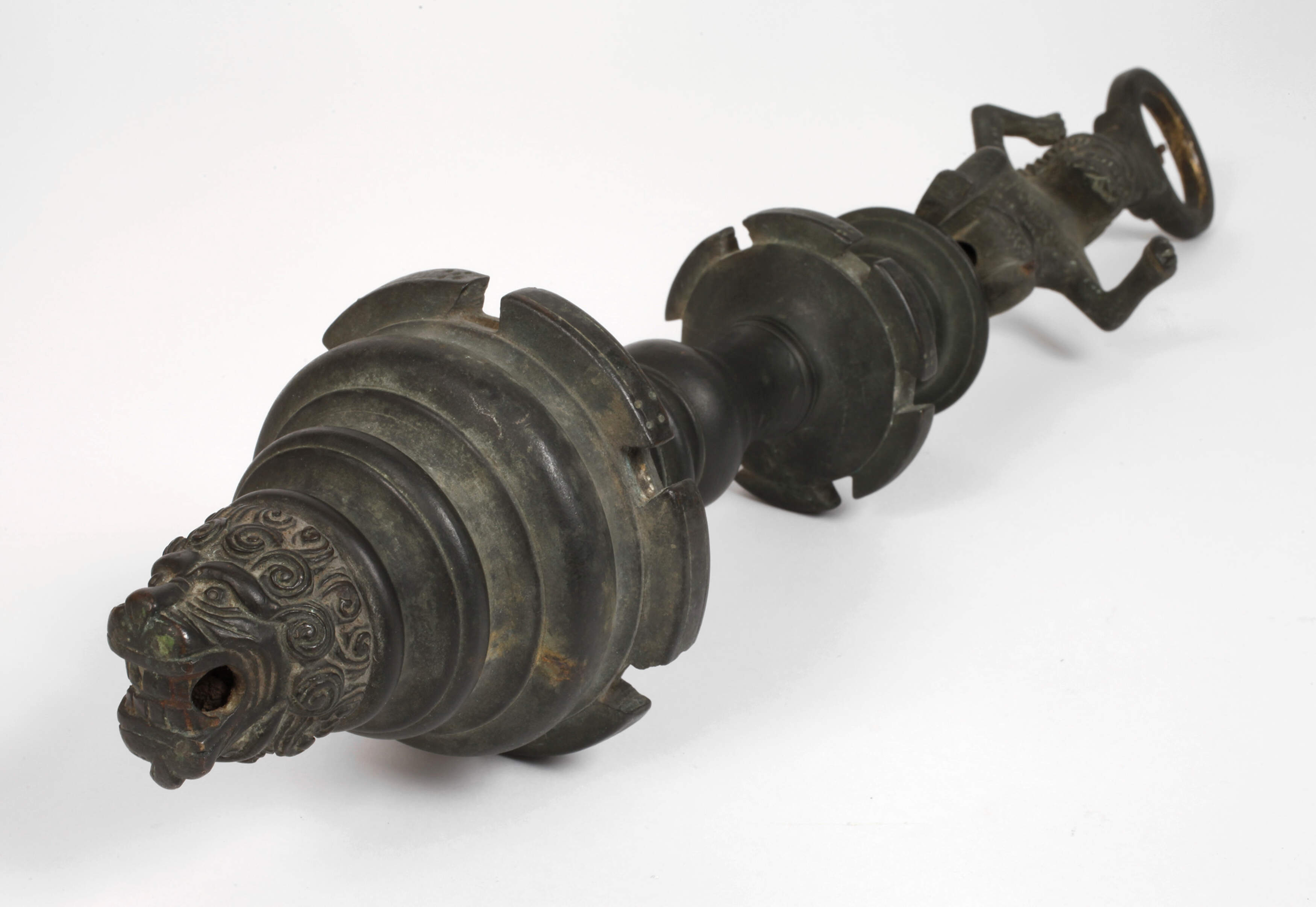 Gotischer Deckenleuchter