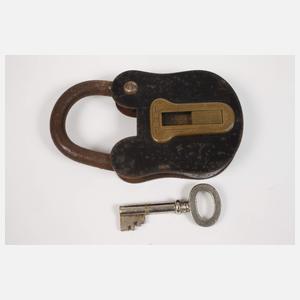 Drei Vorhängeschlösser