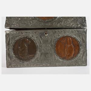 Kassette im gotischen Stil