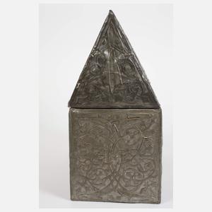 Kassette im gotischen Stil