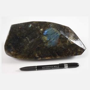 Geschliffener Labradorit