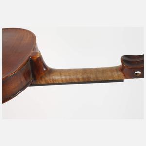 Violine im Etui