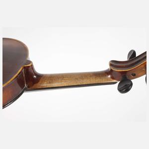 Violine im Etui