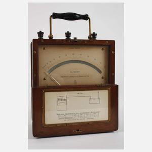 Historisches Voltmeter