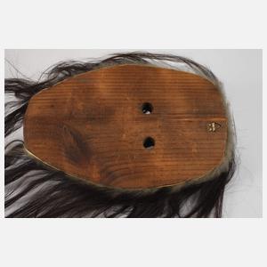 Zwei Walliser Masken