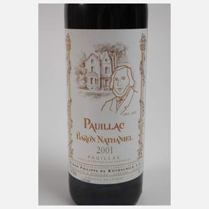 Drei Flaschen Rotwein