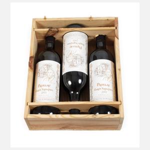 Drei Flaschen Rotwein