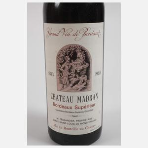 Drei Flaschen Rotwein