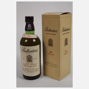 Vier Flaschen Whisky